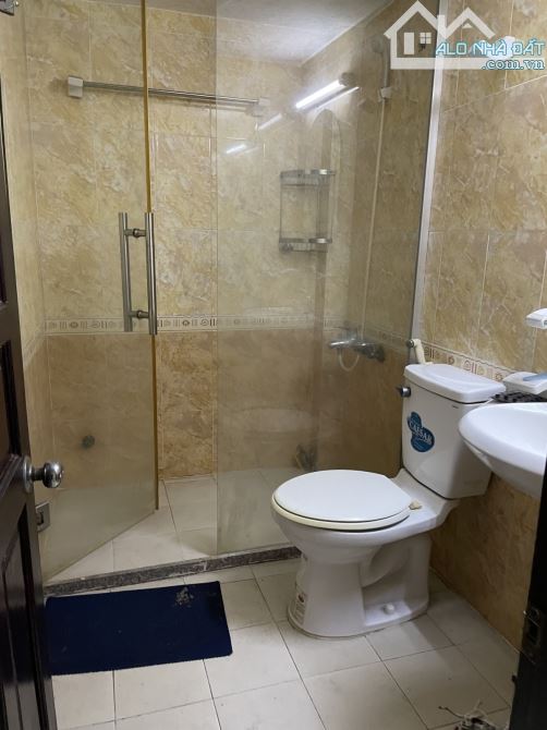 BÁN NHÀ PHÂN LÔ TRỊNH ĐÌNH TRỌNG - Ô TÔ ĐẬU NGÀY ĐÊM, 5 TẦNG 5 PN, 4 WC. Chỉ 7.5 tỷ TL - 8