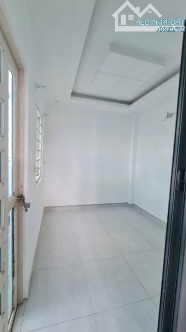 Bán nhà ngay chợ Nguyễn Sỹ Sách quận tân bình - 9