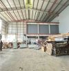 cho thuê gần 3000m2 kho xưởng tiêu chuẩn tại Quốc Oai.