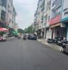 Bán nhà CHDV Mặt tiền Hoa Lan P2 Q.PN 64m2 ngang 4m 12P CHDV Giá 24 Tỷ
