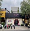 Cho thuê Nhà MT ngay Nguyễn Thị Minh Khai, Q3 - 11x26m, Trệt lầu sân rộng - Giá 220tr TL