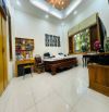 Bán villas Sân Vườn Lam Sơn - Phan Đăng Lưu, P6, Bình Thạnh 11x18m- 200m2, 2tầng 44 tỷ TL