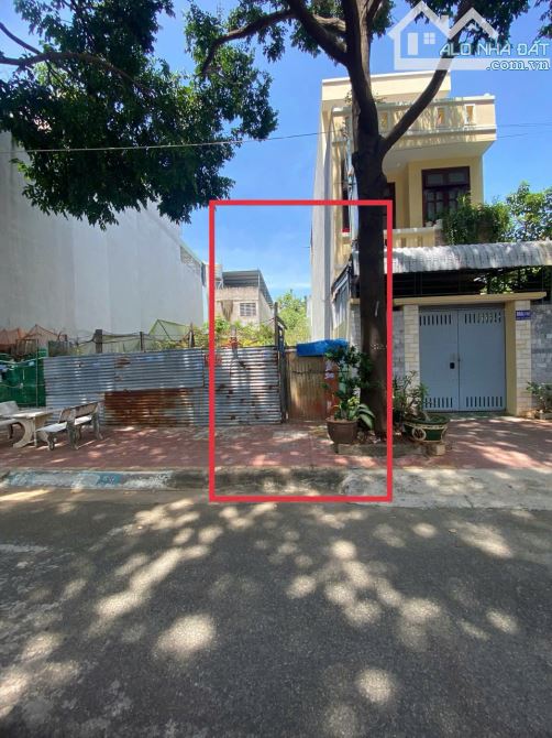 BÁN LÔ ĐẤT ĐẸP 94M2 THỔ CƯ_ĐƯỜNG NỘI BỘ 11M ( CÓ VỈA HÈ)_HƯỚNG ĐÔNG NAM, PHƯỜNG 10