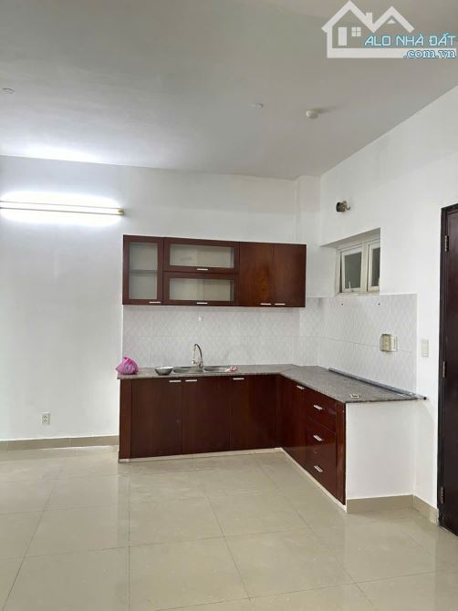 Căn hộ Thái Sơn( Tân Tạo 1), ngay sát chợ Bà Hom,KCN Tân Tạo,79m2, 2pn, sổ hồng giá 2,1 tỷ - 2