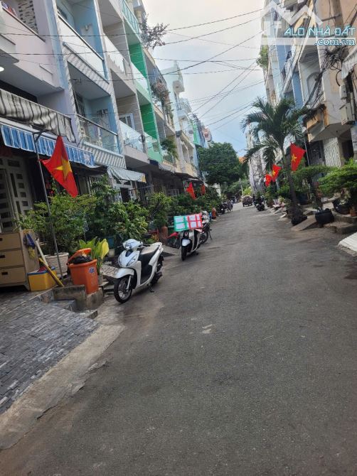 Bán Nhà Bình Tân. An Dương Vương giáp Bùi Tư Toàn thông Quân 6.HẺM xe hơi. 48m2.mới tinh