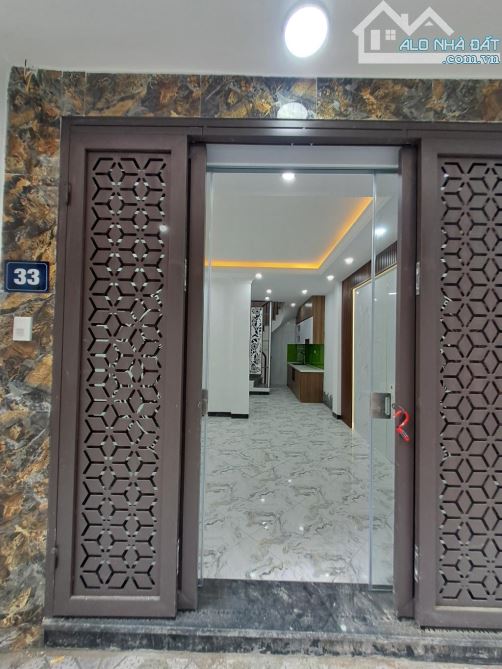 Bán nhà Láng Hạ, nhà mới koong, ngõ nông DT30x5TxMT3 giá 7,05 tỷ