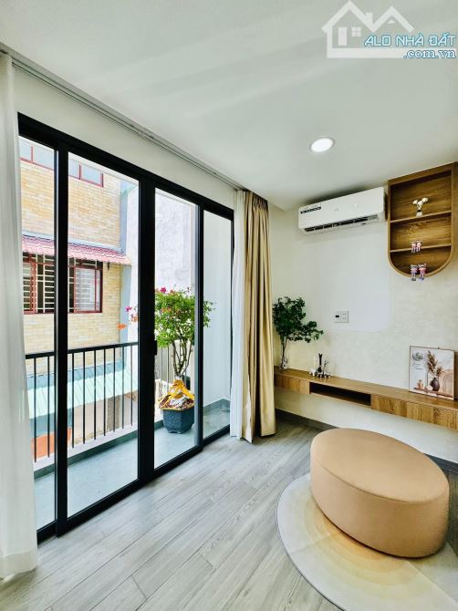 Nhà 65m2, 4 Tầng, Có Thu Nhập 350 Triệu Năm, Gần Mặt Tiền Hoàng Sa - Trường Sa