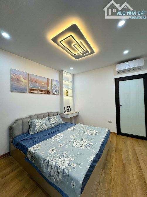 Bán gấp nhà riêng 39m2 Phố định công hoàng mai Hà Nội .giá 6.9tỷ