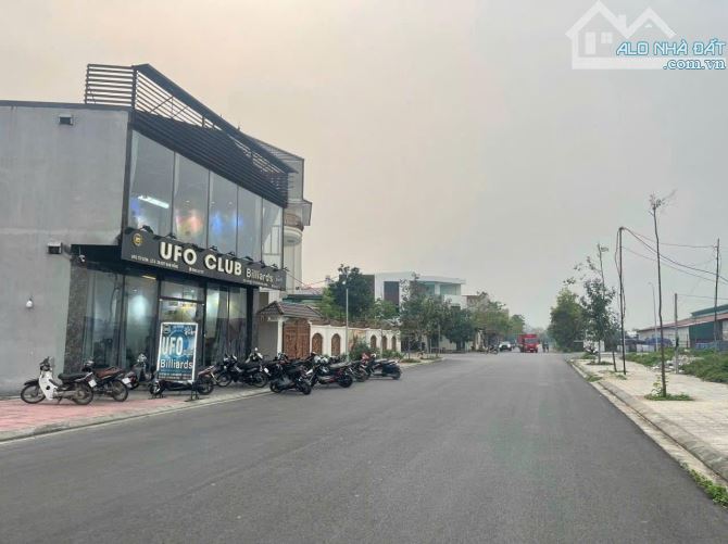 Bán 2 lô liền nhau mặt tiền 12m có bán lẻ từng lô, Làn 2 đường 277 Vườn Hồng-Từ Sơn -BN