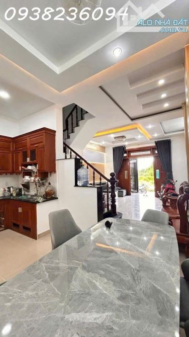 NHÀ 70m2, HẺM LỚN, FULL NỘI THẤT XỊN, GẦN CAO ĐẲNG ĐÊỊN LỰC QUẬN 12