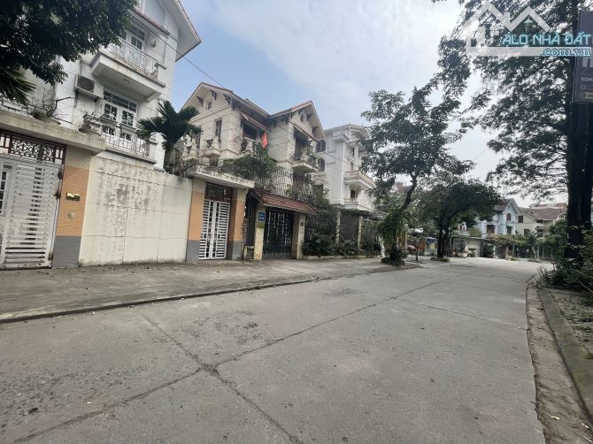 🔴 BÁN BIỆT THỰ PHÁP VÂN, HOÀNG MAI, 260M2x 4 TẦNG, GIÁ RẺ 51TỶ( TL)
