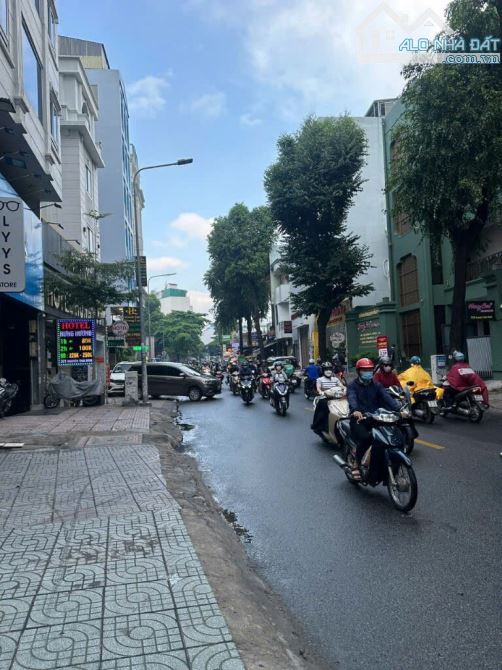 (Hot) Bán nhà mặt tiền Nguyễn Thái Bình gần trường quốc tế Á Châu, dt 4x16m 1 lầu 15,5 tỷ