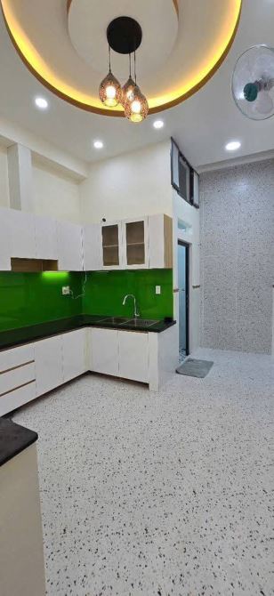 Bán nhà Phương Liệt Thanh Xuân, oto đỗ cửa, gần phố, 39m, 3t, chỉ 9.5tỷ