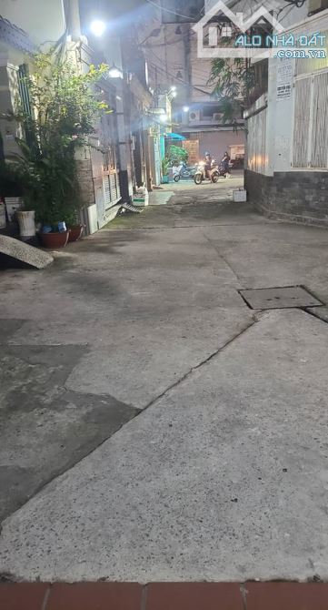 🏡 BÁN NHÀ HIẾM – TÔ HIẾN THÀNH, PHƯỜNG 14, QUẬN 10 – CHỈ 16.5 TỶ