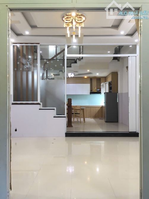 CHÍNH CHỦ CHO THUÊ NHÀ 3 MÊ ĐÚC FULL NỘI THẤT ĐƯỜNG PHÙNG CHÍ KIÊN,GẦN BIỂN HOÀ MINH