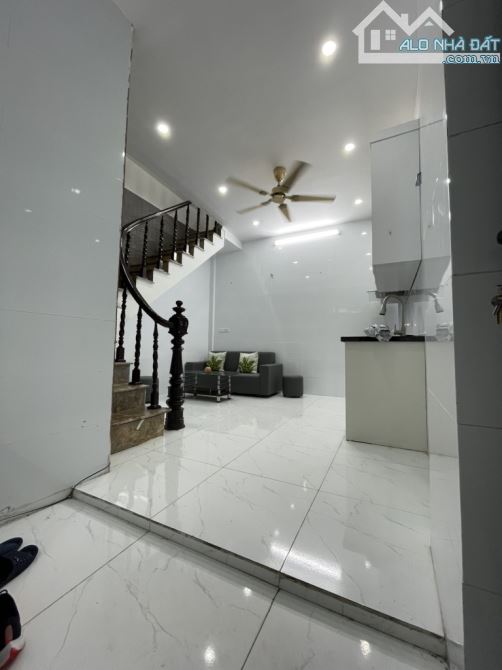 Nhà LÒ ĐÚC-LƯƠNG YÊN, ✅HƠN 3.5 TỶ, 2 ngủ - 20m ra phố - Cạnh CC Sun Gren CITY.
