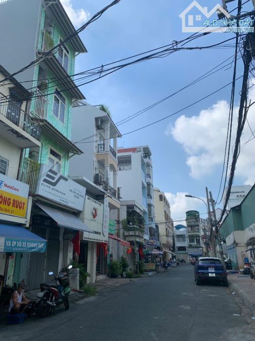 Bàn Nhà HXH 10m Đường Trần nhật Duật Q.1(4 x 12 m)Giá 15 tỷ