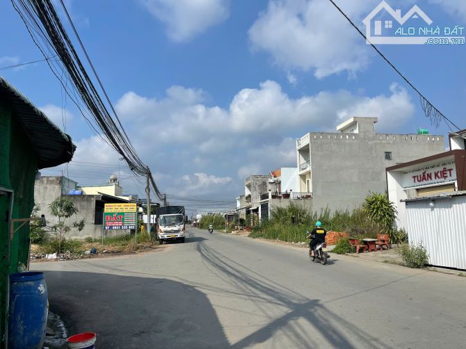 BÁN LÔ ĐẤT LIỀN KỀ10X25m- ĐỐI DIỆN KHU CÔNG NGHIỆP HẢI SƠN-SHR-1TỶ650/LÔ