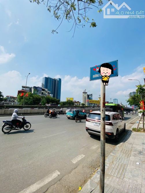 NGUYỄN TRÃI TRƯỜNG CHINH THANH XUÂN 16M 2,75 TỶ MT 3M NGÕ BA GÁC TR XE MÁY