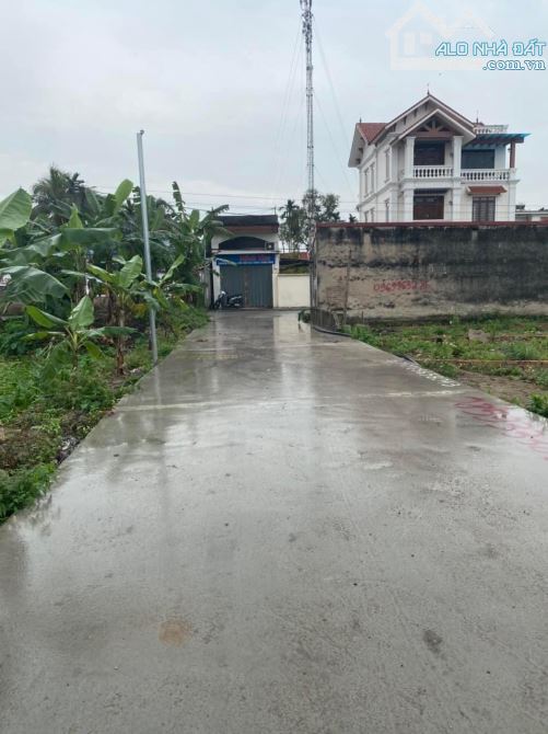 Với nhỉnh 1 tỷ đồng sở hữu đất tuyến 2 mặt đường Lương Quán, ngõ ô tô 16 chỗ