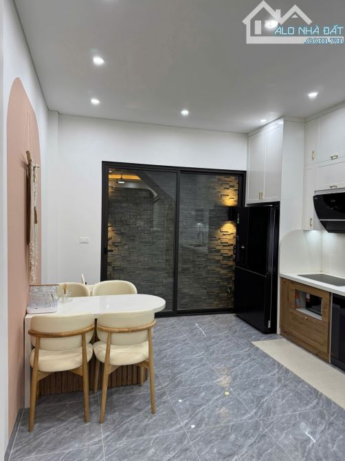 BÁN NHÀ - BẮC CẦU - NGỌC THỤY - VIEW SÔNG - 4 TẦNG - CỰC THOÁNG