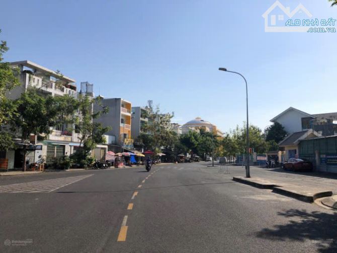 ĐẦU TƯ SINH LỜI NGAY HÔM NAY – ĐẤT NỀN QUẬN 2, HẠ TẦNG HOÀN THIỆN, TIỆN ÍCH ĐẦY ĐỦ