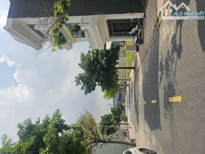 Nhà sổ hồng riêng 1 trệt 2 lầu Kdc Văn minh thuận an bình dương 3 tỷ 950 triệu