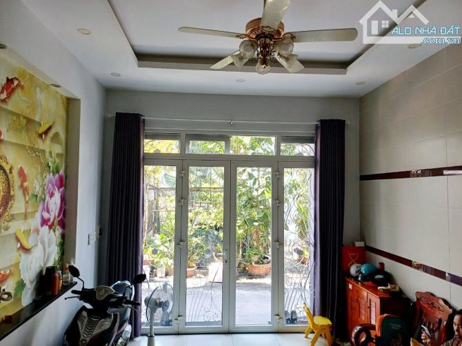 Bán nhà HXH 4m thông Nguyễn Duy Cung gần E-mart 2, dt 48m2 , giá 5,9 tỷ