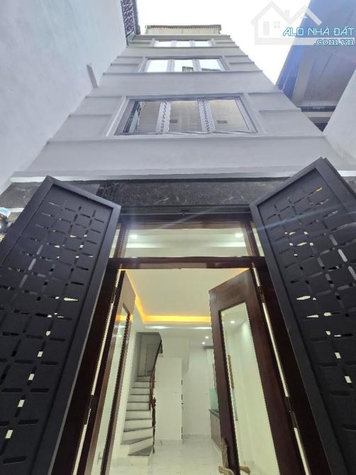 Bán nhà mới Dương Văn Bé 33m, 5 tầng, mt 4m, giá 7tỷ