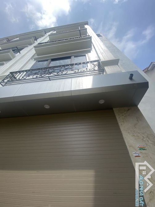 BÁN NHÀ HOÀI ĐỨC 5 TẦNG GIÁ 4 TỶ 7