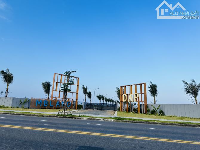 BÁN ĐẤT ĐƯỜNG TRƯỜNG SA 100M2 GIÁ 7.7 TỶ ĐỐI DIỆN BIỂN TÂN TRÀ ĐÀ NẴNG