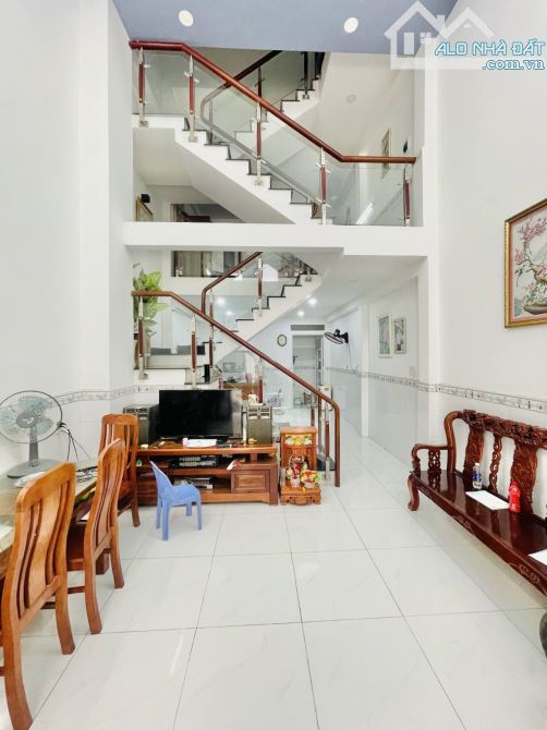 📍 BÁN GẤP TRONG THÁNG – BÁN NHÀ MẶT TIỀN NGUYỄN MINH HOÀNG – 84M² – 5 TẦNG