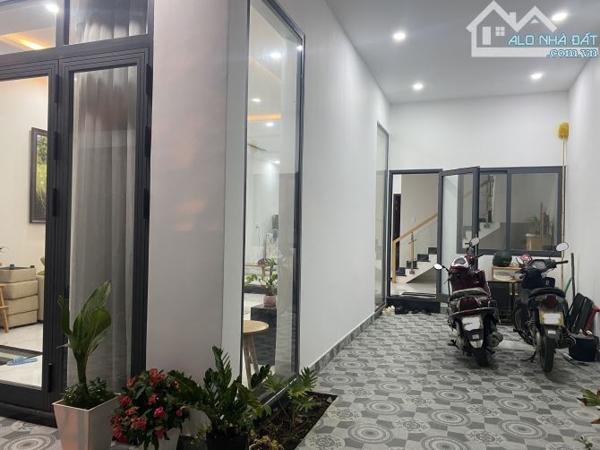 Bán biệt thự 2 tầng 150m2 Khánh An 11, Hòa Khánh Nam - gần chợ Hòa Khánh - 5.7 tỷ tl