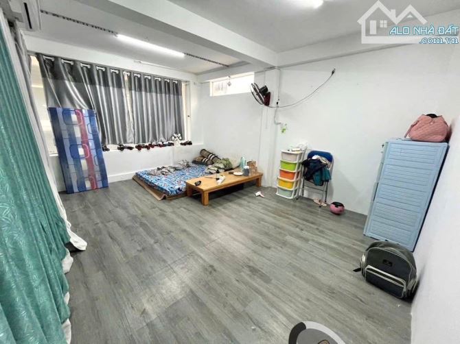Vạn Kiếp, Bình Thạnh, 39m2, 6 x7, hẻm 3m, 5 tầng, chỉ 6,9 tỷ (thương lượng)