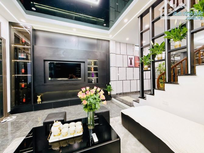NHÀ ĐẸP HAI BÀ TRƯNG, CÁCH MẶT PHỐ CHỈ 30M. SỔ ĐỎ 55M GIÁ CHƯA ĐẾN 10 TỶ