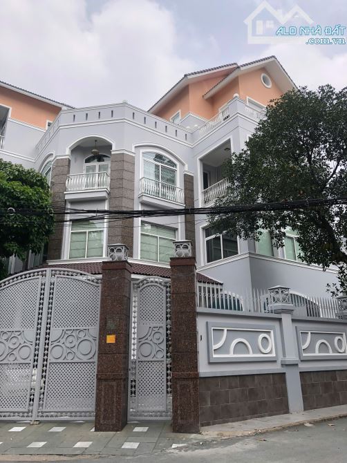 GIẢM CHẠM ĐÁY CÒN 13.8 TỶ CHO BIỆT THỰ 4 TẦNG HXH HUỲNH TẤN PHÁT 96M2