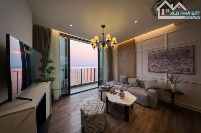 GIẢM 20 TỶ - BÁN GẤP nhà Mặt phố căn góc Tây Hồ 215m² * 7,5 tầng, mặt tiền 14m