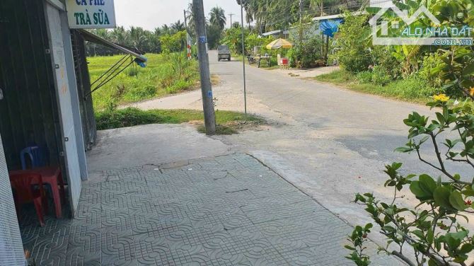 🌳 Cần chuyển nhượng lại căn nhà , đất góc 2 mặt tiền đường Trương Văn Kỉnh nối dài.