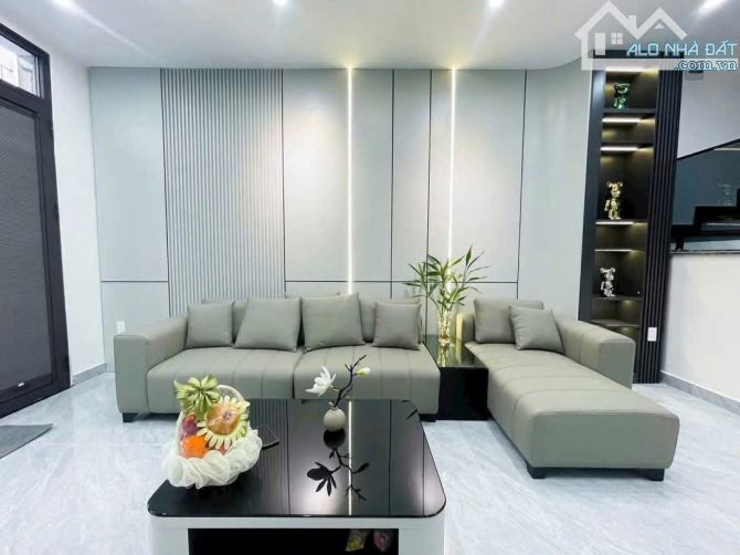 Bán nhà SIÊU PHẨM KHƯƠNG ĐÌNH - 46m2 x 4 tầng - CHỈ 8.9 TỶ - GỌI NGAY