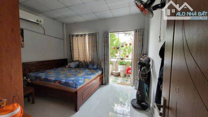 Bán nhà đẹp hẻm Ni Sư Huỳnh Liên – 49m², xây kiên cố, 2PN, gần sân bay Tân Sơn Nhất