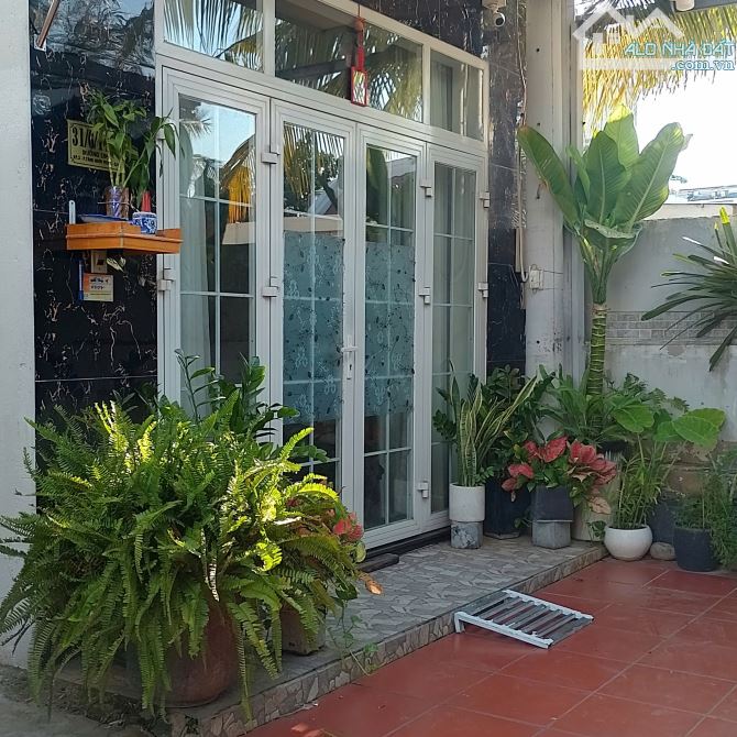 Nhà Đẹp - Hẻm xe hơi 6m - Kế Lê Văn Việt - Sổ nở hậu tài lộc - Hoàn công đủ - Chỉ 5 tỷ