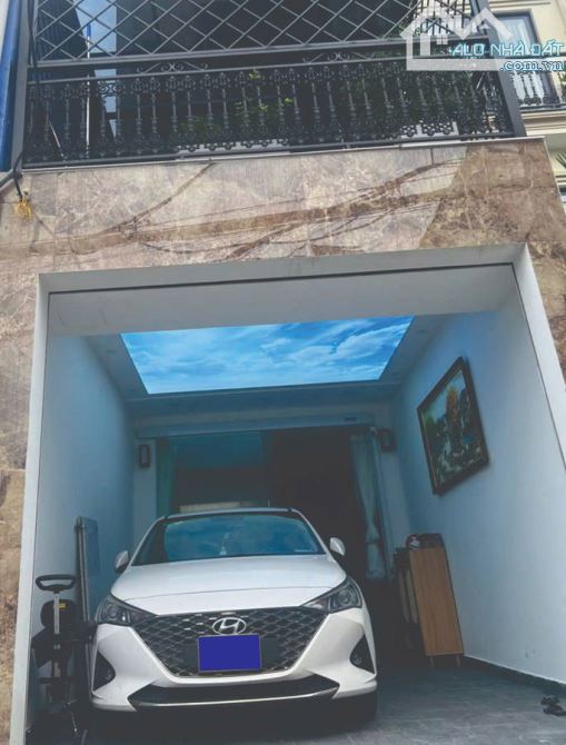 Bán nhà 6 tầng thang máy phố Lâm Du – Long Biên, 50m², mặt tiền 4.5m, gara ô tô, 13.2 tỷ