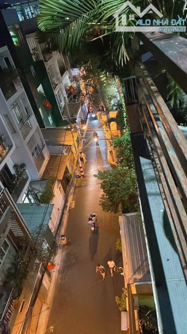 Mặt Tiền Tân Bình - Ngay Bảy Hiền - 5 Tầng - DT 4m x 18m - Giá 12.5 Tỷ