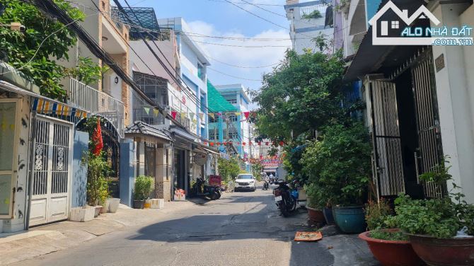 BÁN NHÀ 4 TẦNG {117m2} HẺM XE TẢI - TẠ QUANG BỬU ,QUẬN 8 - NHỈNH 12 TỶ- HOÀN CÔNG ĐỦ