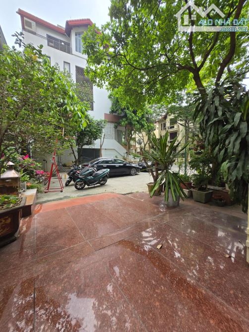 Biệt thự Ba Đình - khu VIP biệt lập - 114m 5 tầng - chỉ 38.4 tỷ