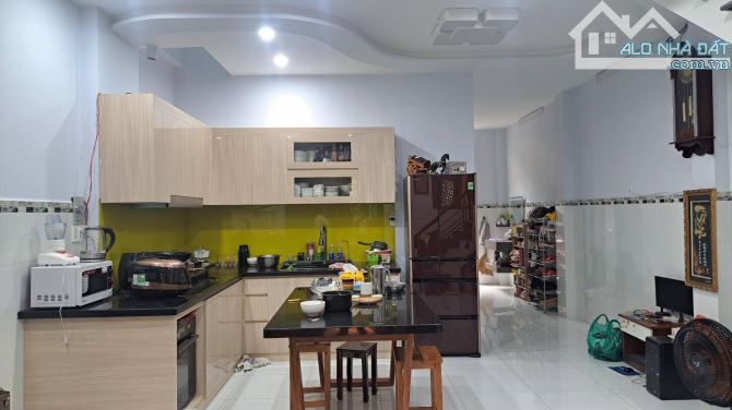 🏷️ [Vị trí siêu tiềm năng] Bán gấp trong tháng – Trường Sa – 77m² – nhà 4 tầng