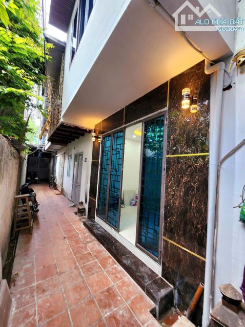 Bán nhà 3 tầng Tứ Liên - Diện tích 32m2 - Nhà đẹp ở ngay - Ko quy hoạch 3,55 tỷ