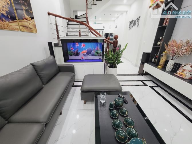 BÁN NHÀ PHỐ VĨNH HƯNG – 50M², 5 TẦNG, 7 PHÒNG NGỦ – GIÁ 8.5 TỶ