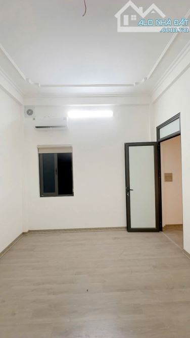 BÁN NHÀ PHÂN LÔ HOÀNG VĂN THÁI - THANH XUÂN 64M2 - 5T - 4.1M - GARA - K.DOANH ĐỈNH - GIÁ R