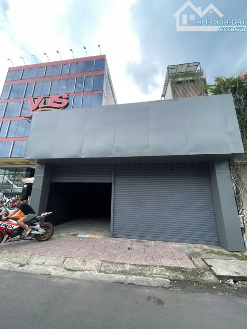 Cho thuê MT Chính chủ 986 Nguyễn Kiệm, P3, Gò Vấp - 7.6x17m, 3 tầng, kế bên Anh Văn VUS